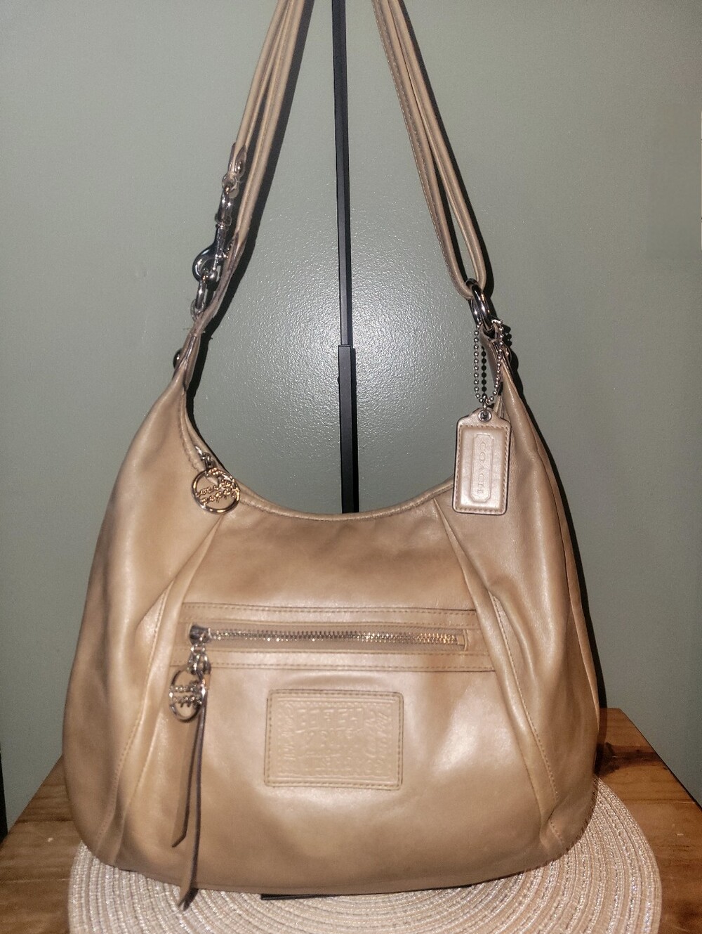 Coach Poppy Legacy Leather Convertible Hobo Bag Style #16374 Y2K 2010